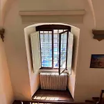 Ponte Vecchio Cozy Oltrarno Apartment